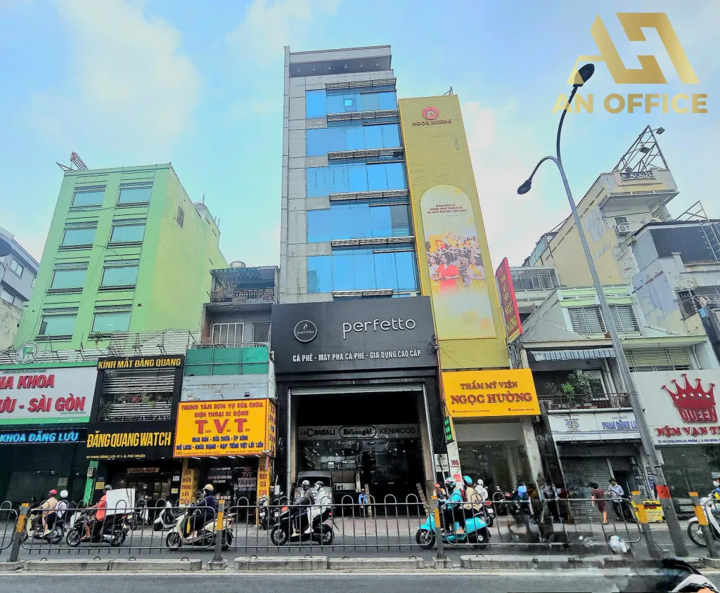 Halo Phan Đăng Lưu