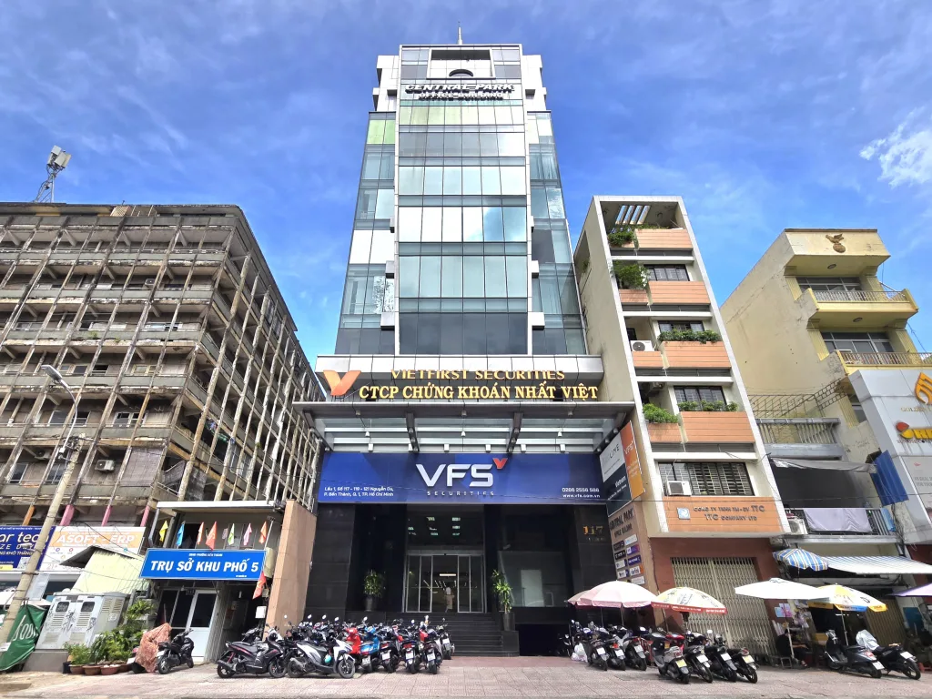 Central Park Nguyễn Du