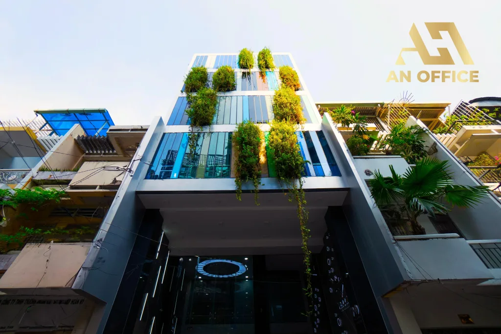 Vietcomfilm Building