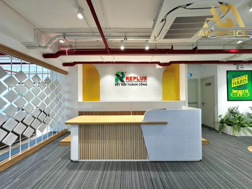 Replus Phạm Ngọc Thạch